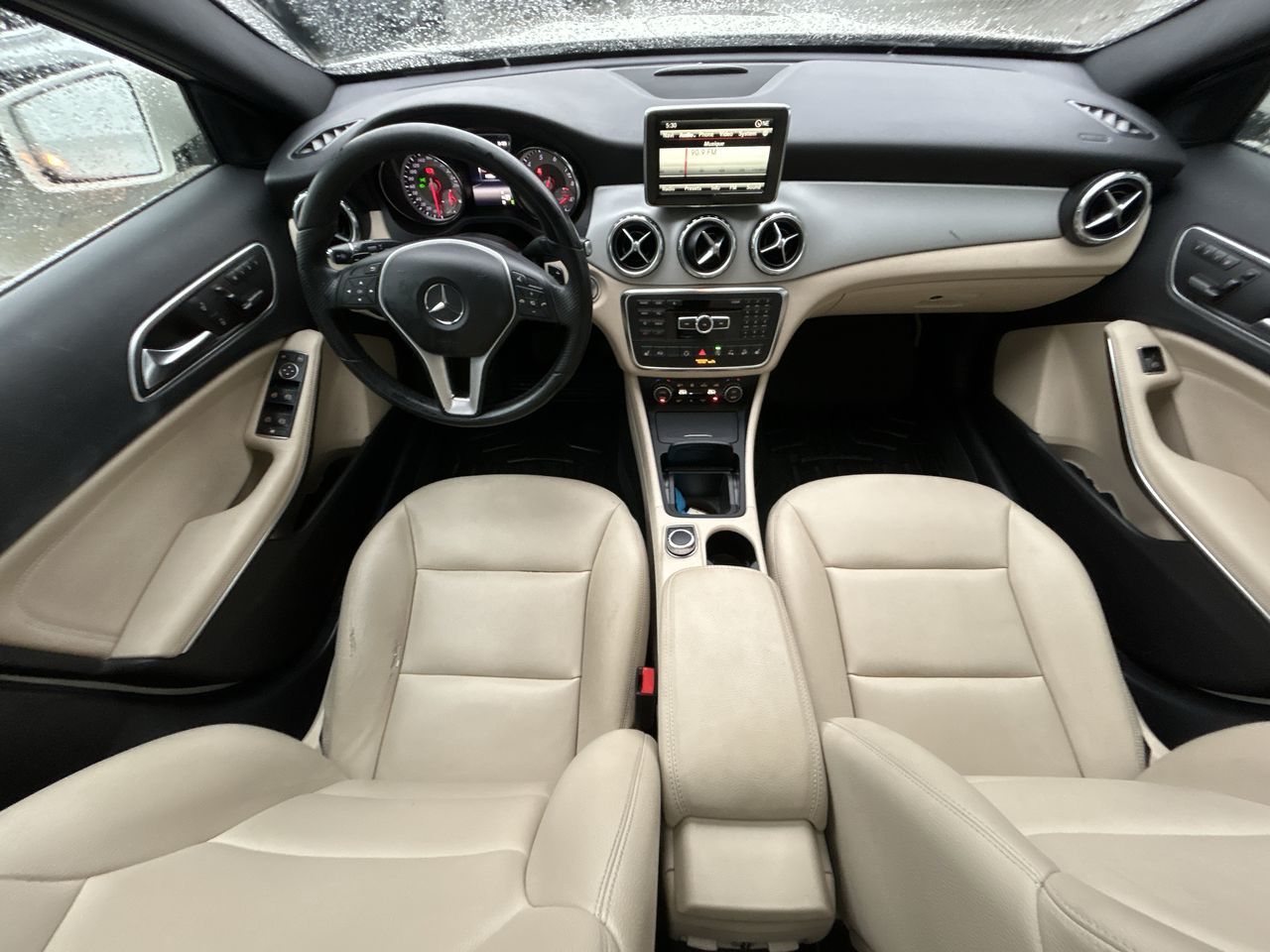 Mercedes-Benz GLA250  2015 à Vancouver, Colombie-Britannique