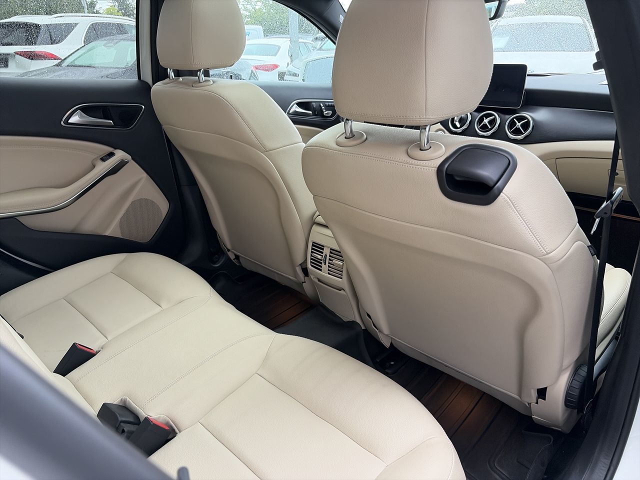2018  GLA250