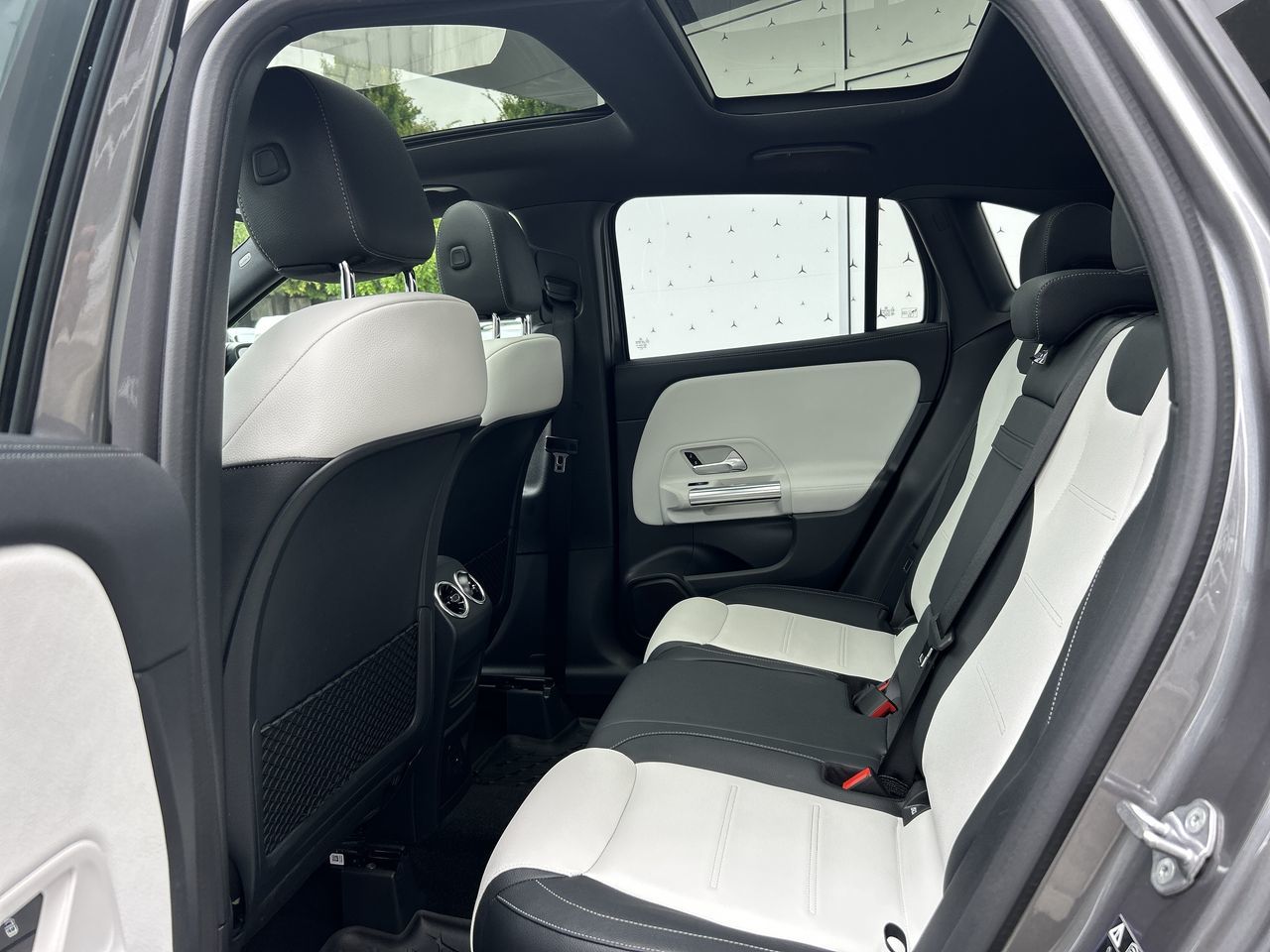 2021 Mercedes-Benz GLA250 in Vancouver, British Columbia
