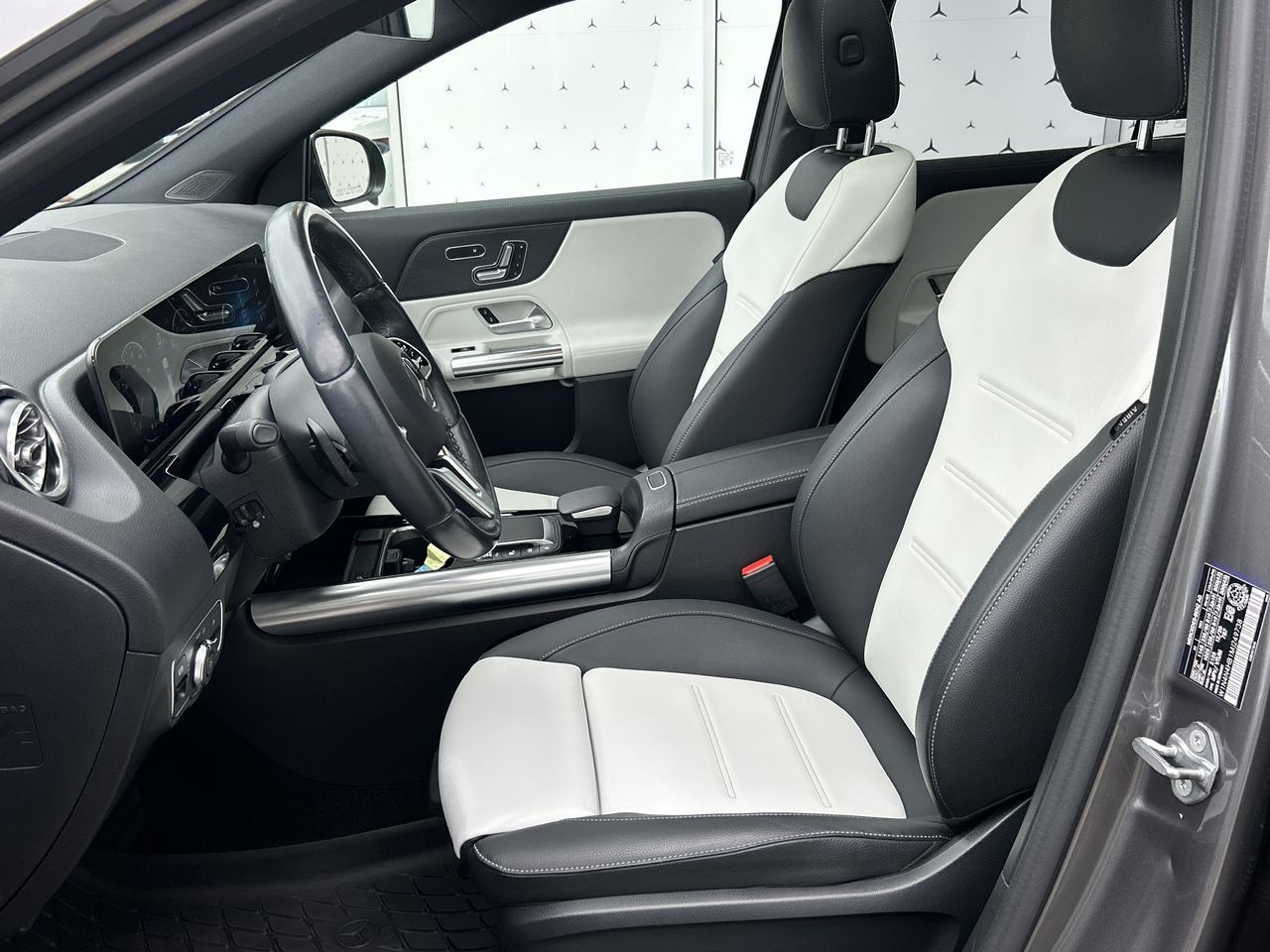 2021 Mercedes-Benz GLA250 in Vancouver, British Columbia