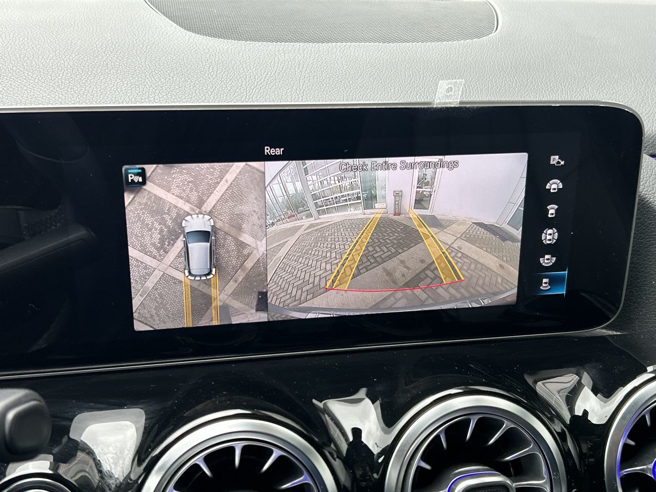 2021 Mercedes-Benz GLA250 in Vancouver, British Columbia