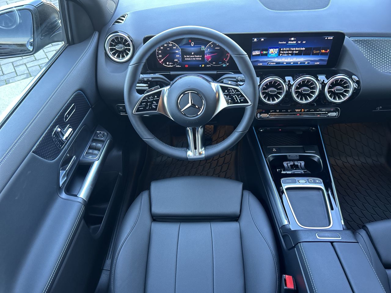 2025 Mercedes-Benz GLA250