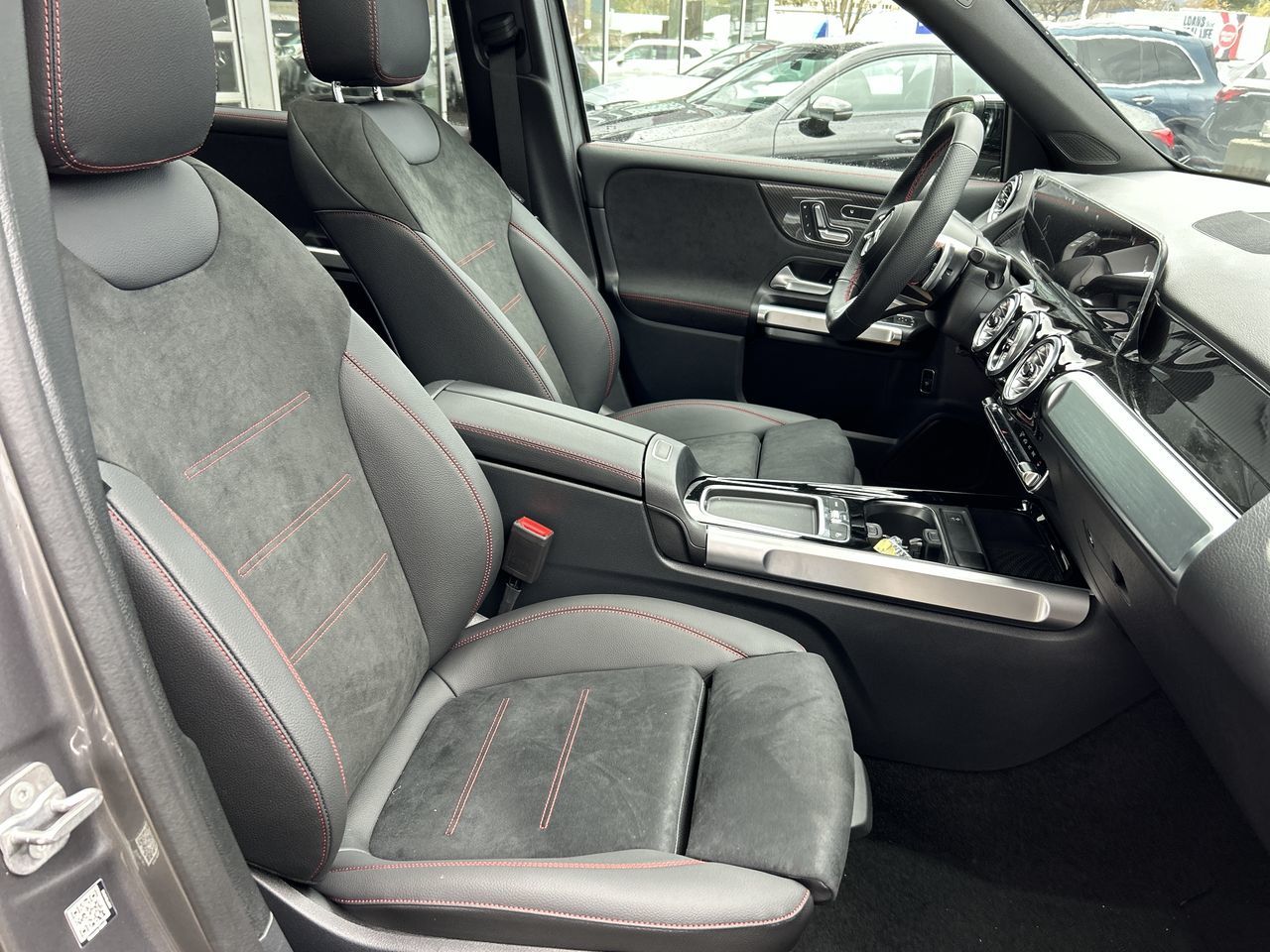 2025 Mercedes-Benz GLB in Vancouver, British Columbia