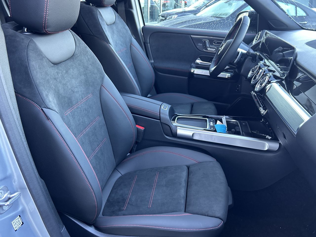 2025 Mercedes-Benz GLB in Vancouver, British Columbia