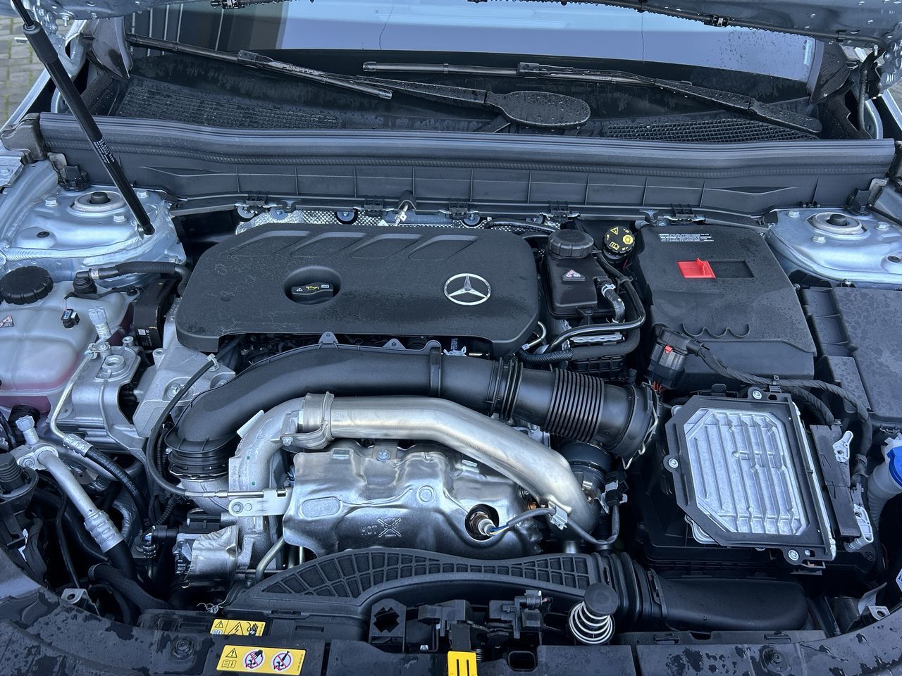 2025 Mercedes-Benz GLB in Vancouver, British Columbia