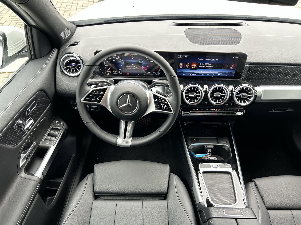 2025 Mercedes-Benz GLB in Vancouver, British Columbia