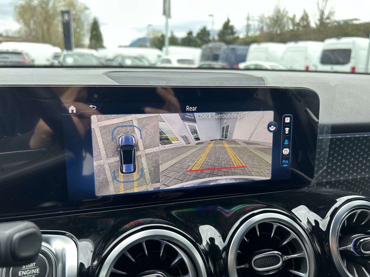 2025 Mercedes-Benz GLB in Vancouver, British Columbia