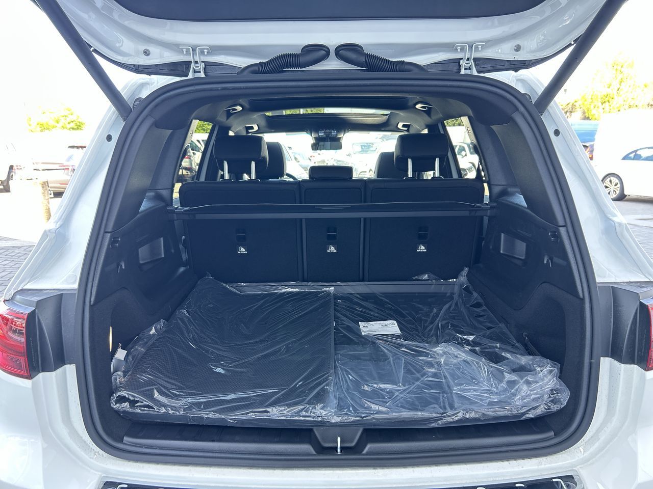 2025 Mercedes-Benz GLB in Vancouver, British Columbia