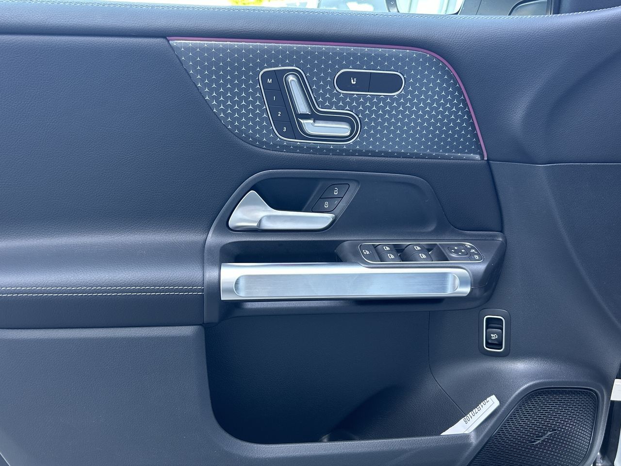 2025 Mercedes-Benz GLB in Vancouver, British Columbia
