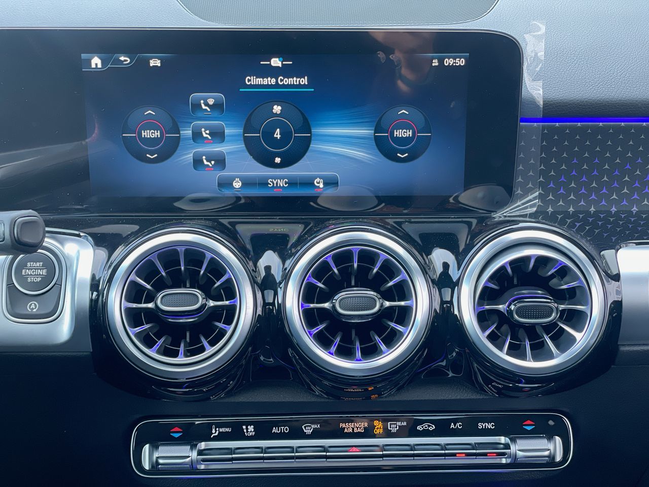 2025 Mercedes-Benz GLB in Vancouver, British Columbia