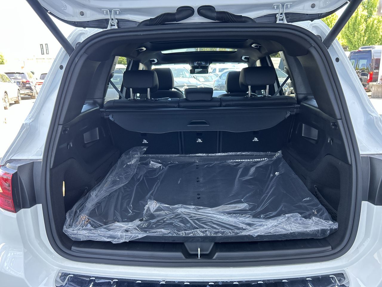 2025 Mercedes-Benz GLB in Vancouver, British Columbia