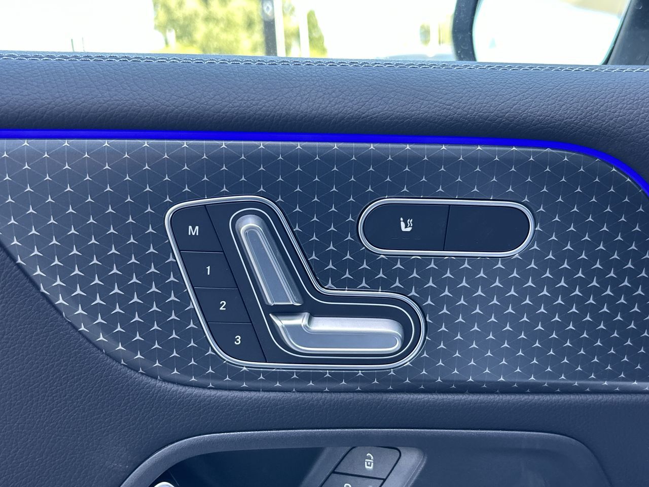 2025 Mercedes-Benz GLB in Vancouver, British Columbia