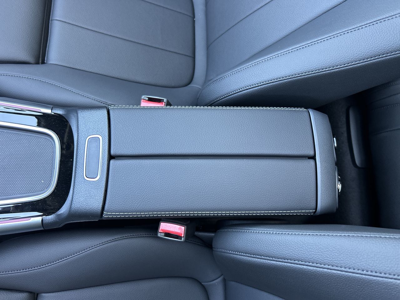 Mercedes-Benz GLB  2025 à Vancouver, Colombie-Britannique