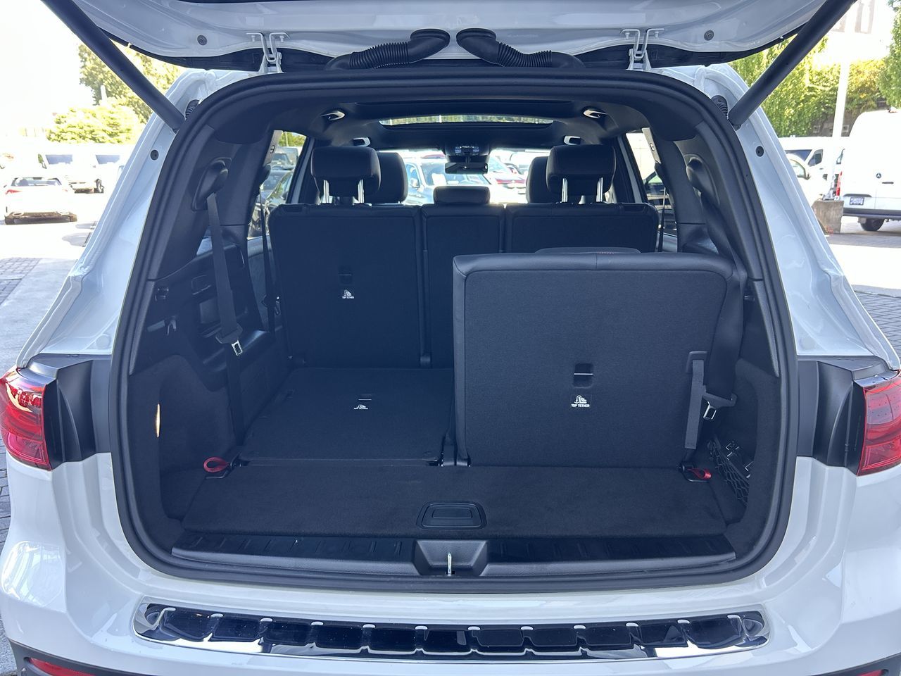 2025 Mercedes-Benz GLB in Vancouver, British Columbia