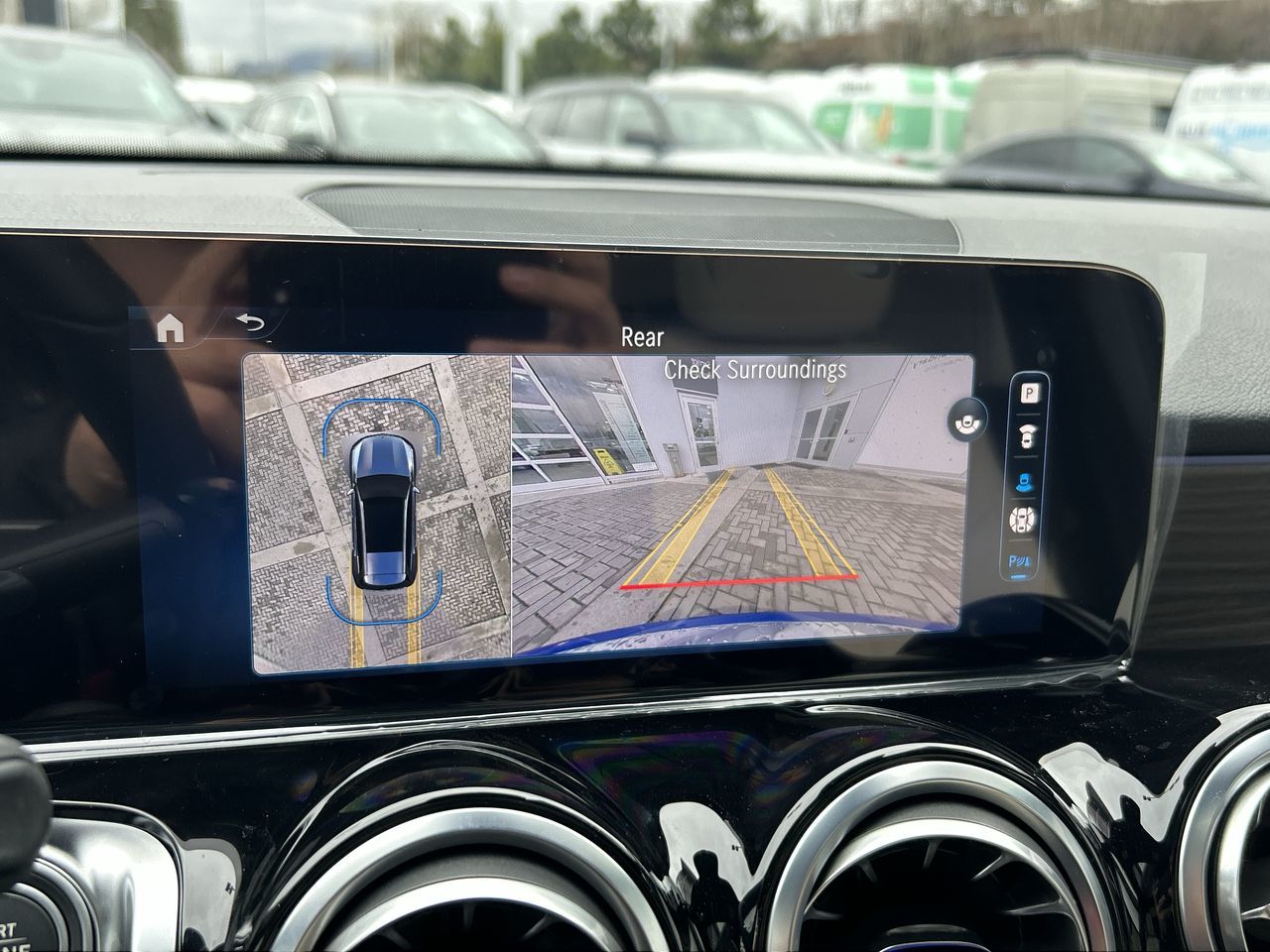 Mercedes-Benz GLB  2025 à Vancouver, Colombie-Britannique