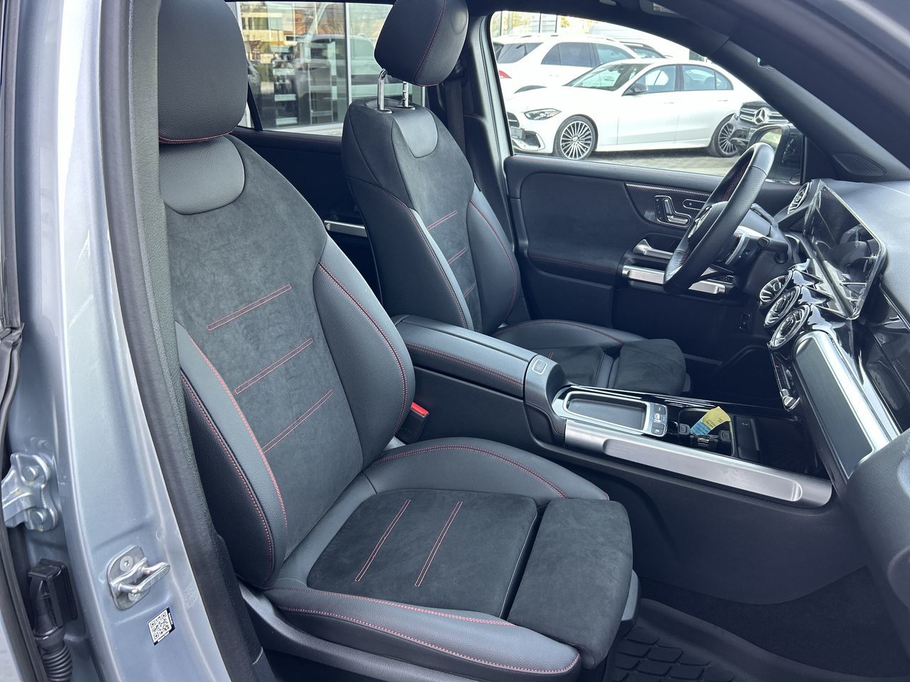 2025 Mercedes-Benz GLB in Vancouver, British Columbia