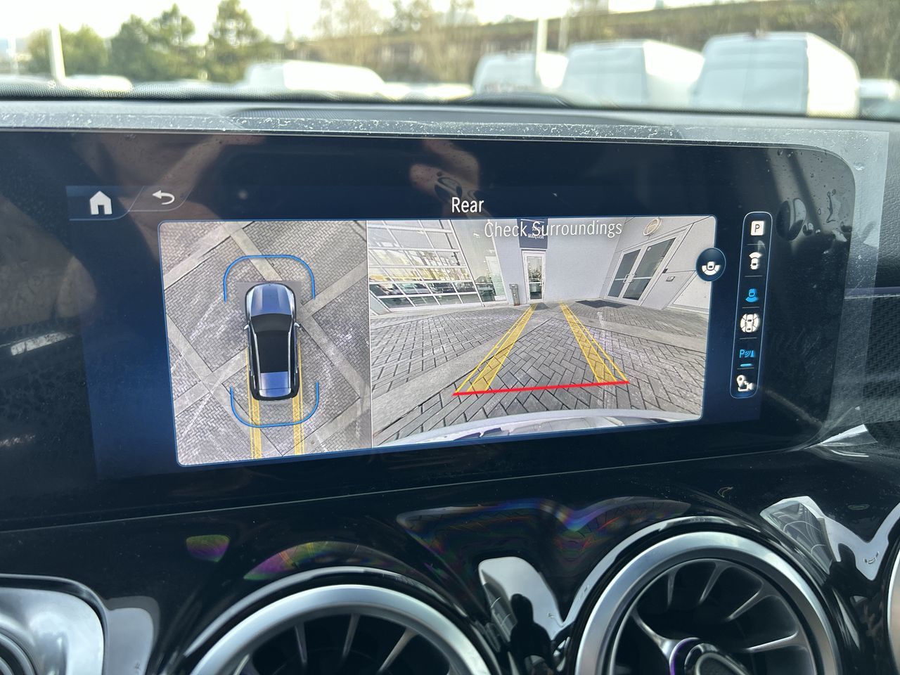 2025 Mercedes-Benz GLB in Vancouver, British Columbia