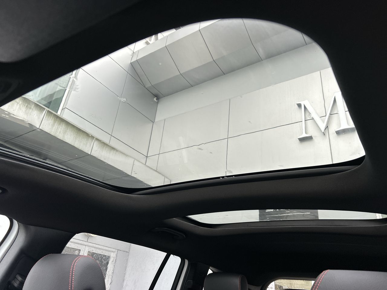 2026 Mercedes-Benz GLB