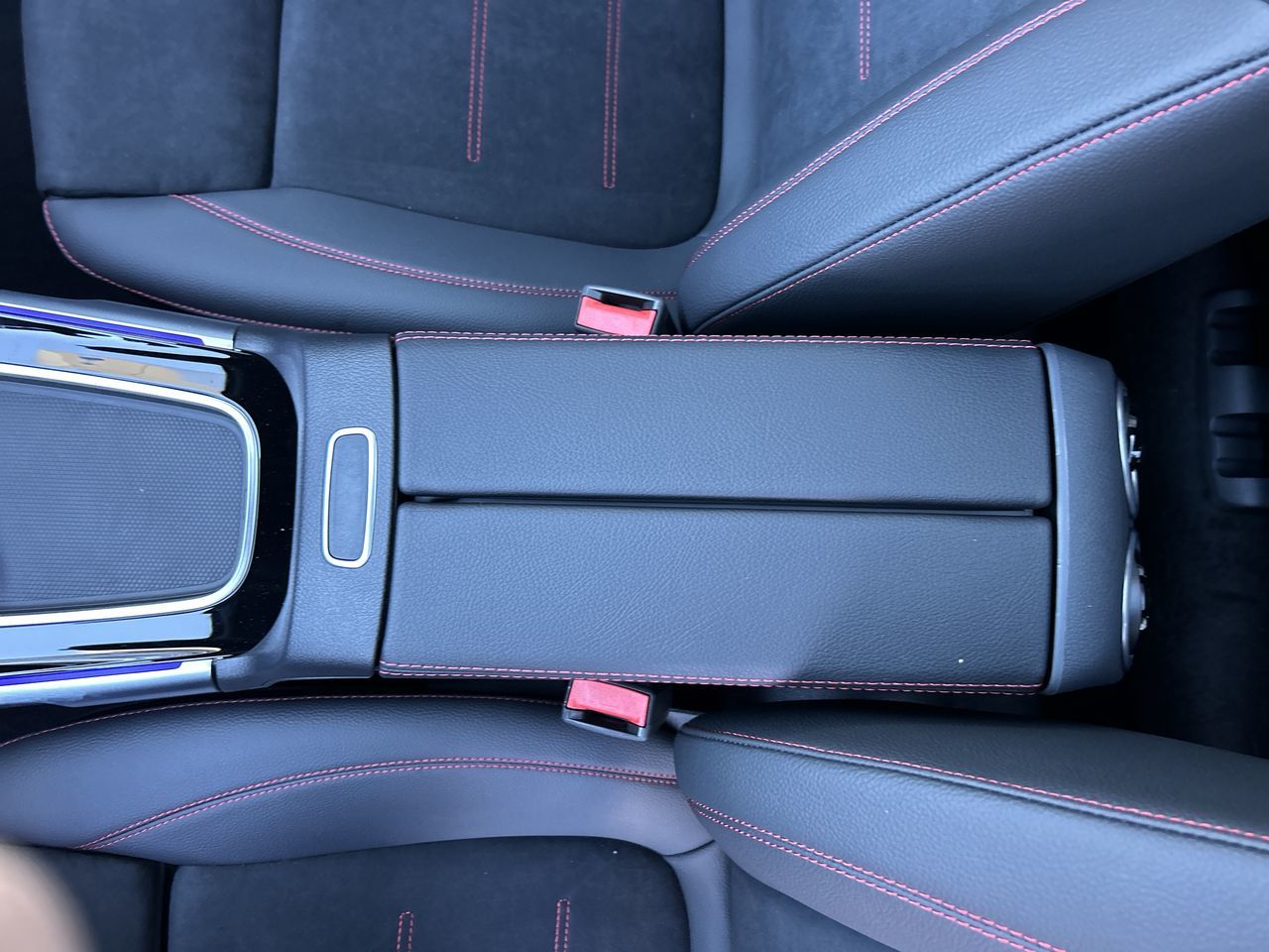 2026 Mercedes-Benz GLB