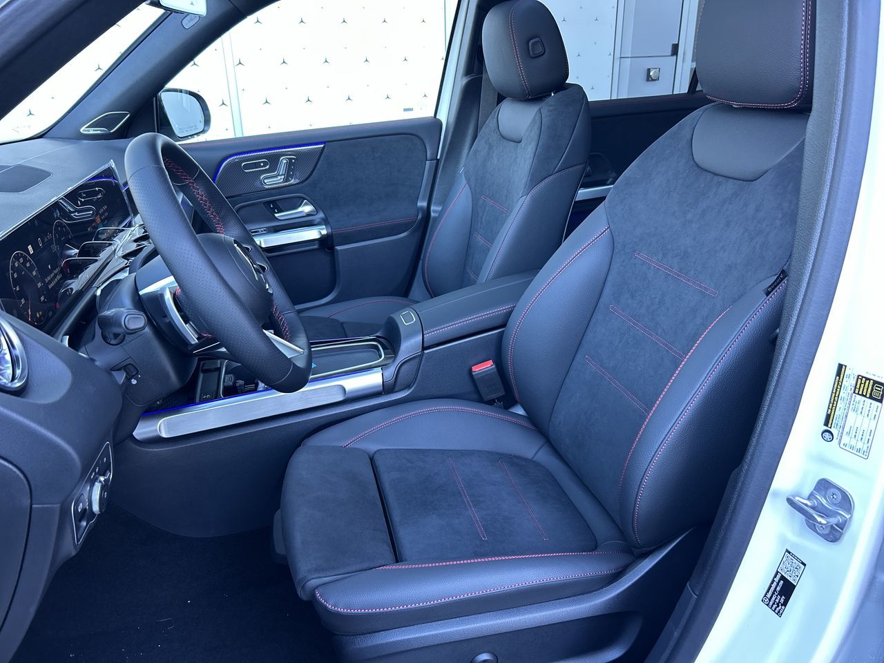 2026 Mercedes-Benz GLB