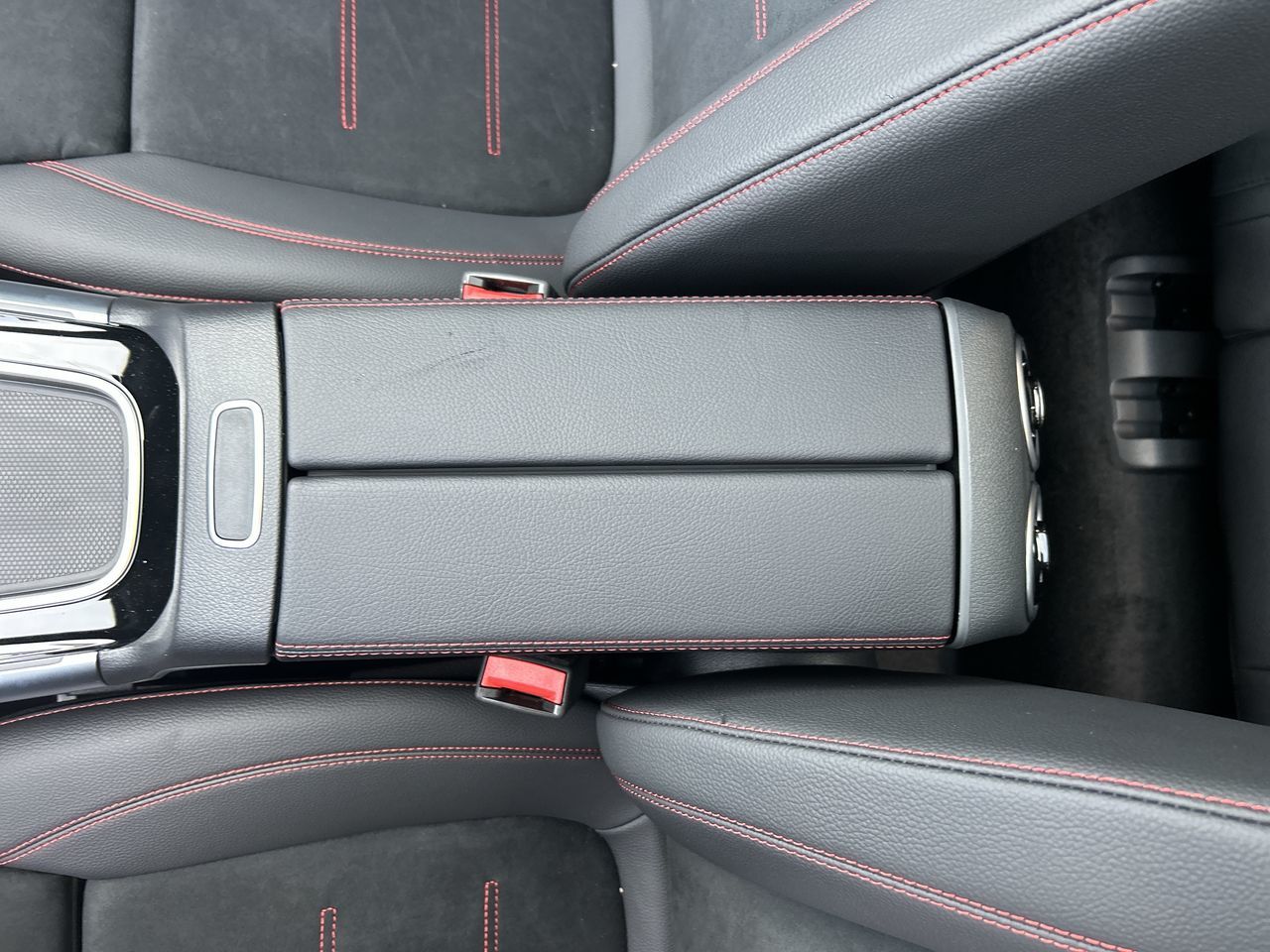 2026 Mercedes-Benz GLB in Vancouver, British Columbia