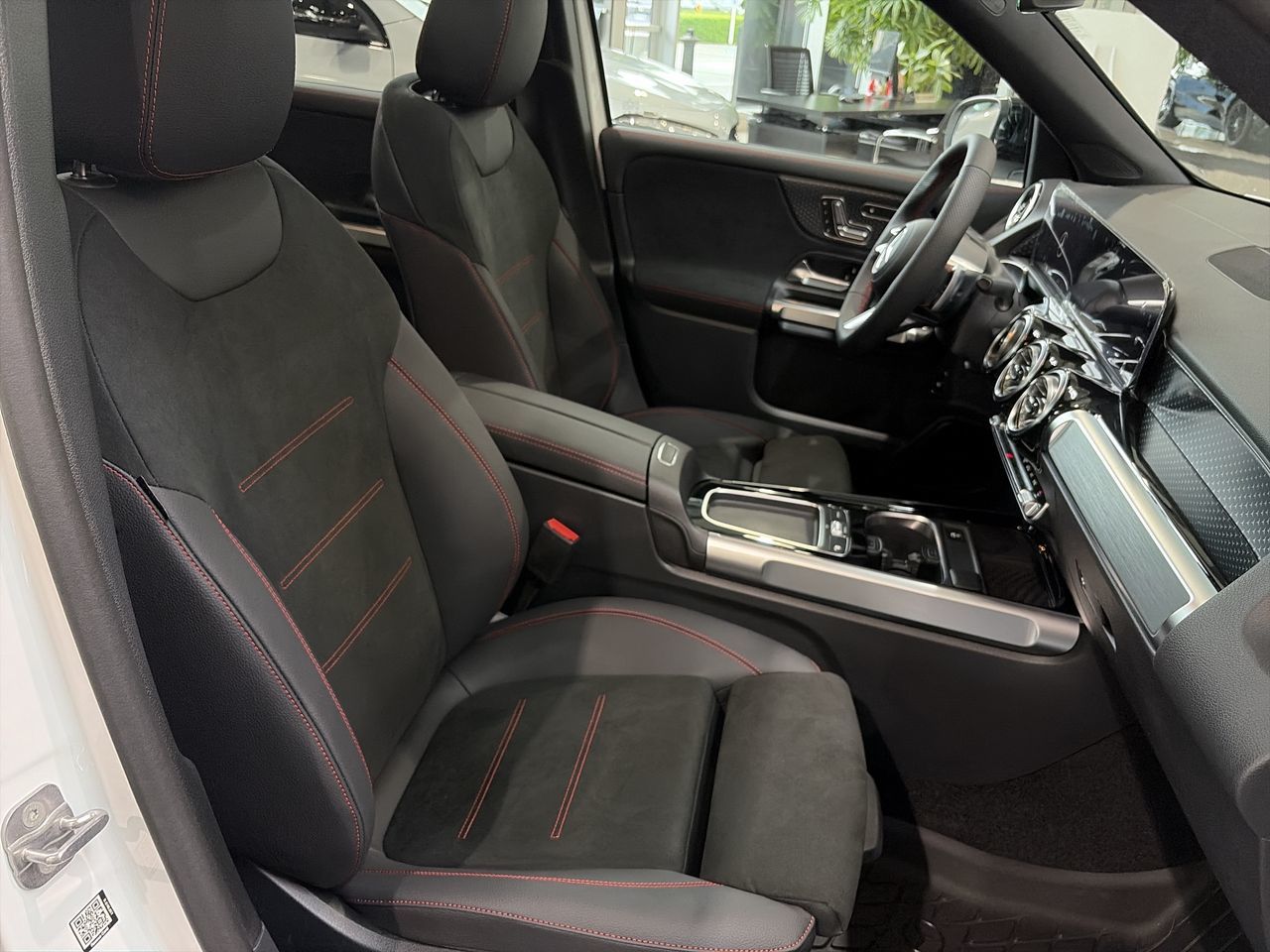 2026 Mercedes-Benz GLB in Vancouver, British Columbia