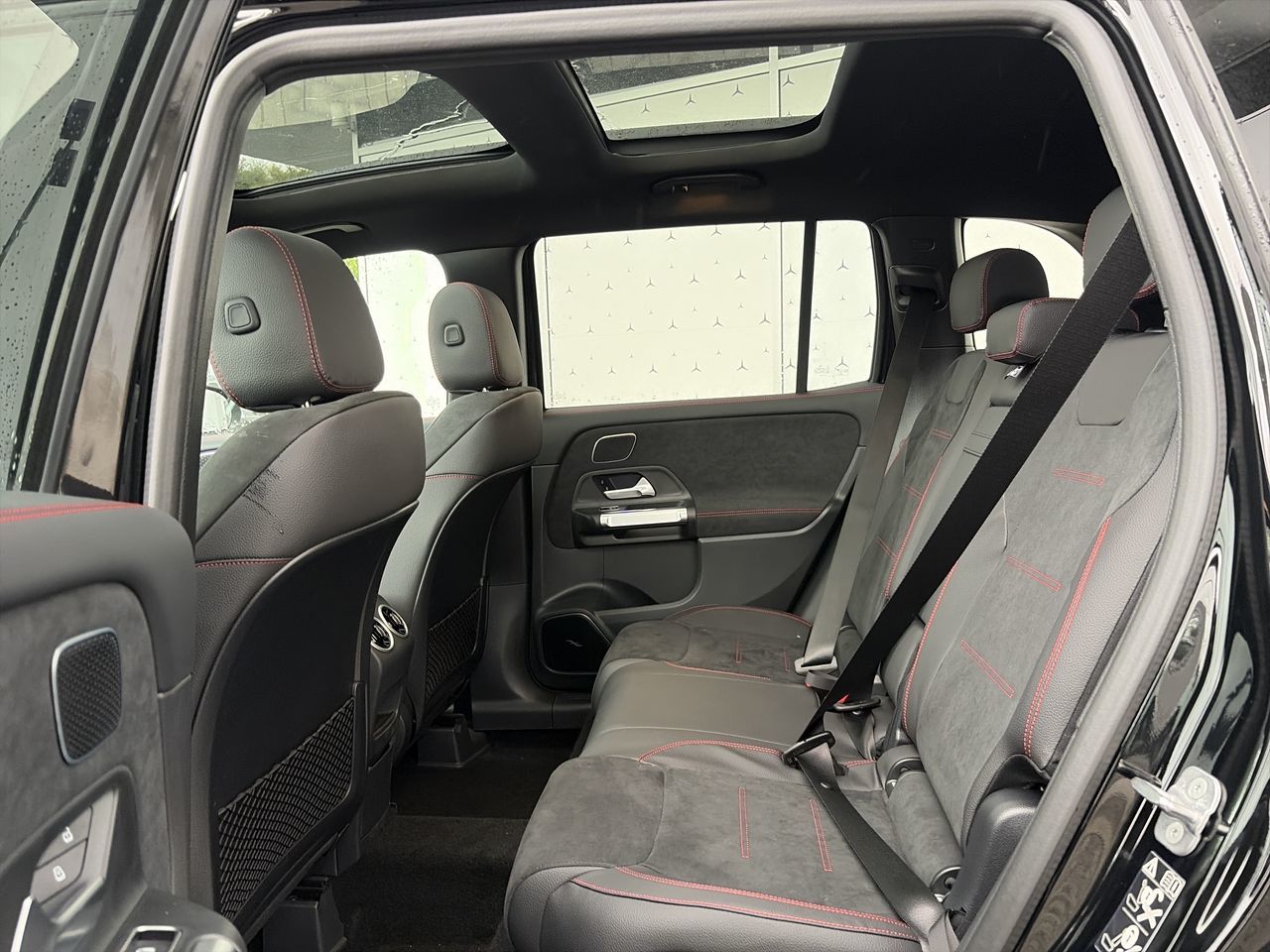 2026 Mercedes-Benz GLB