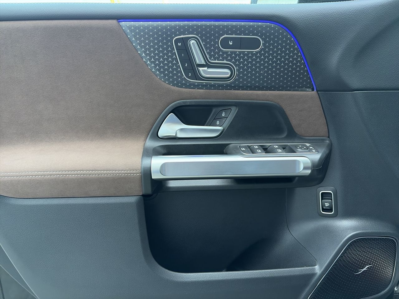 2026 Mercedes-Benz GLB in Vancouver, British Columbia