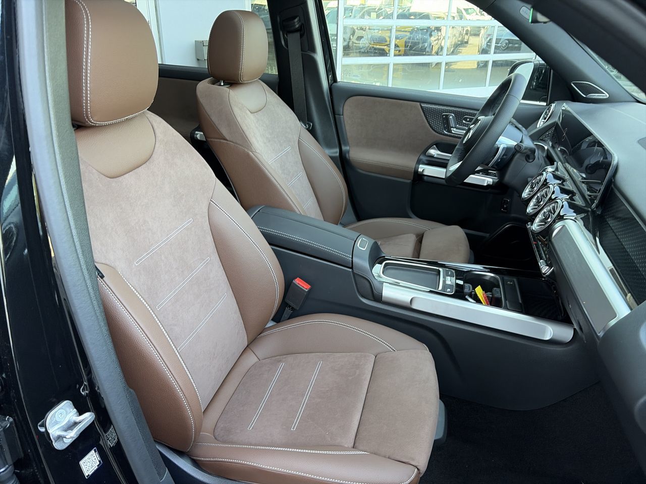 2026 Mercedes-Benz GLB in Vancouver, British Columbia