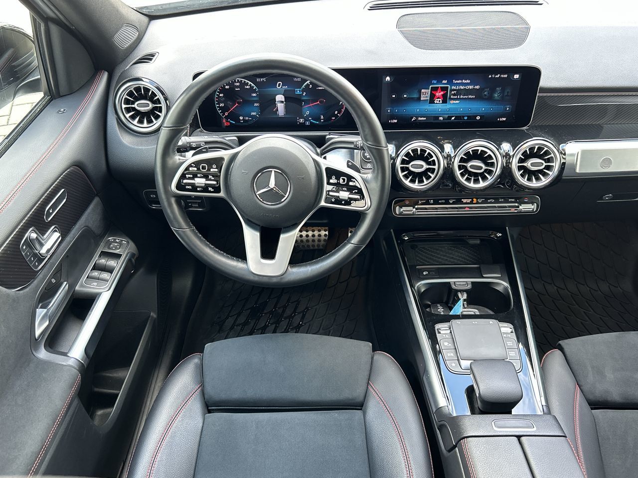 Mercedes-Benz GLB250  2021 à Vancouver, Colombie-Britannique