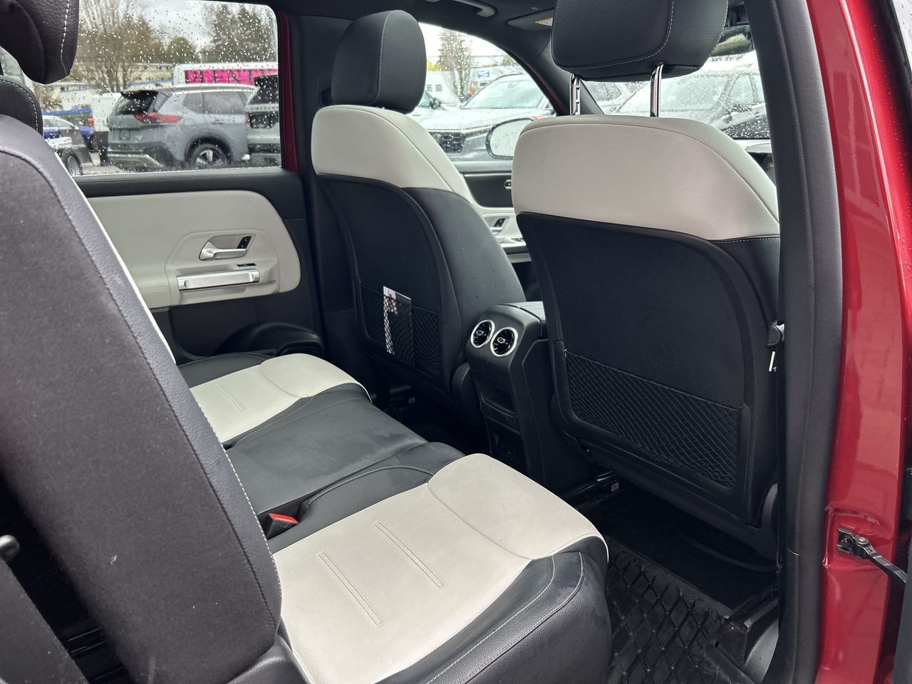 Mercedes-Benz GLB250  2022 à Vancouver, Colombie-Britannique