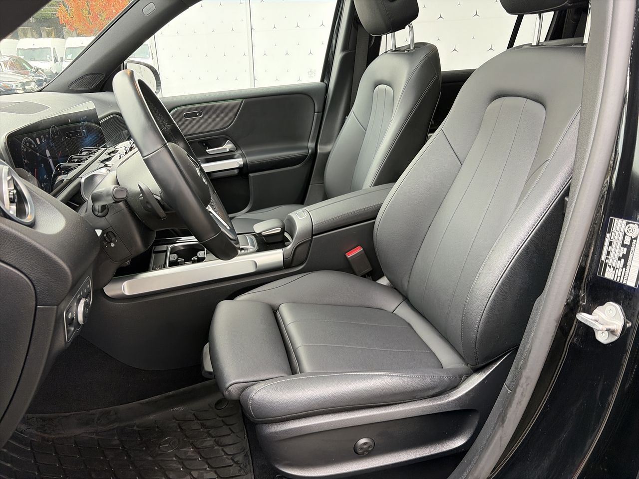 2022 Mercedes-Benz GLB250 in Vancouver, British Columbia