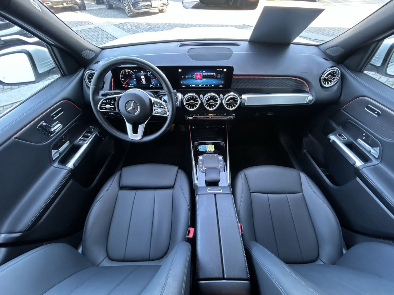 2023 Mercedes-Benz GLB250