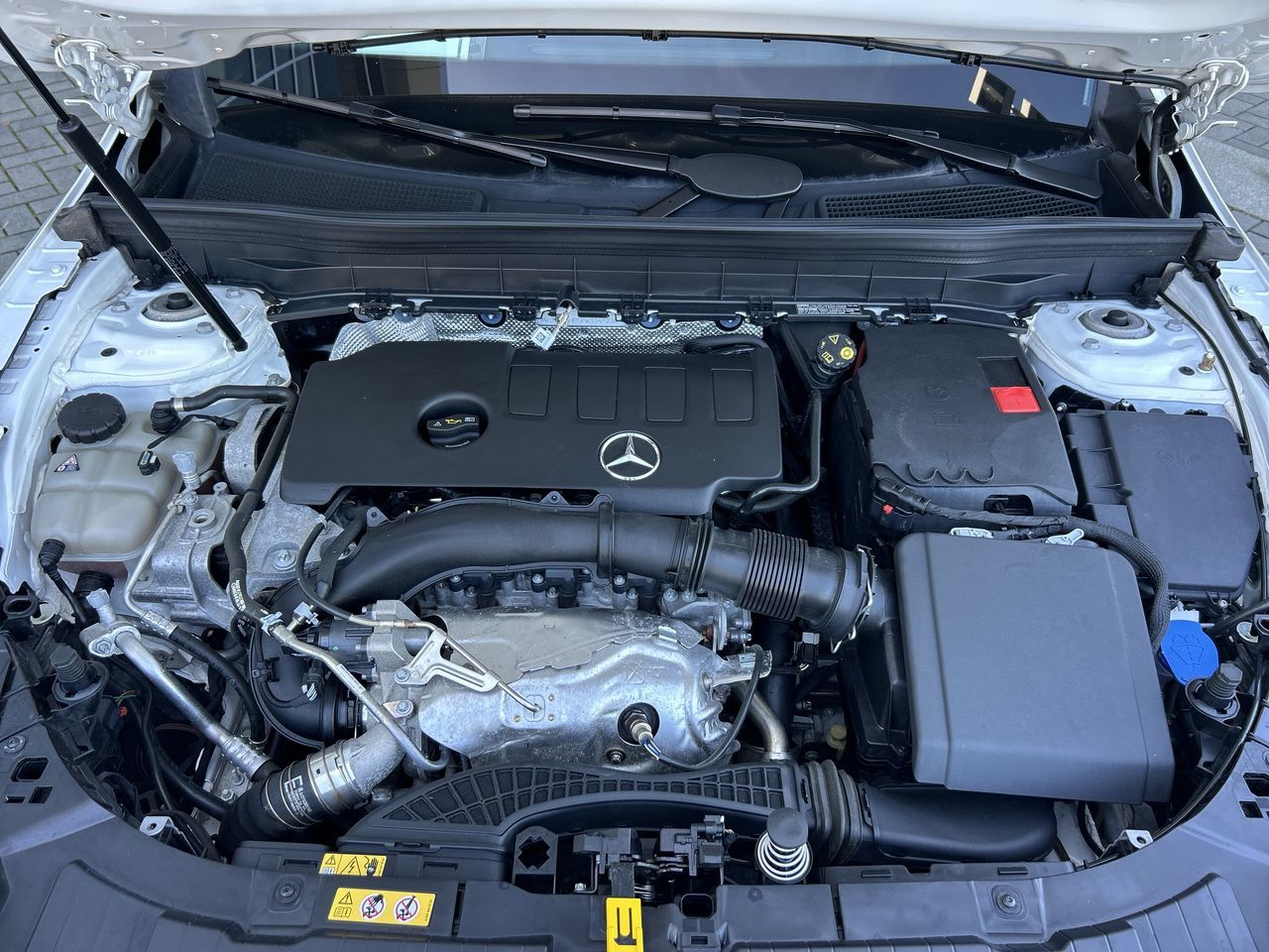 2023 Mercedes-Benz GLB250