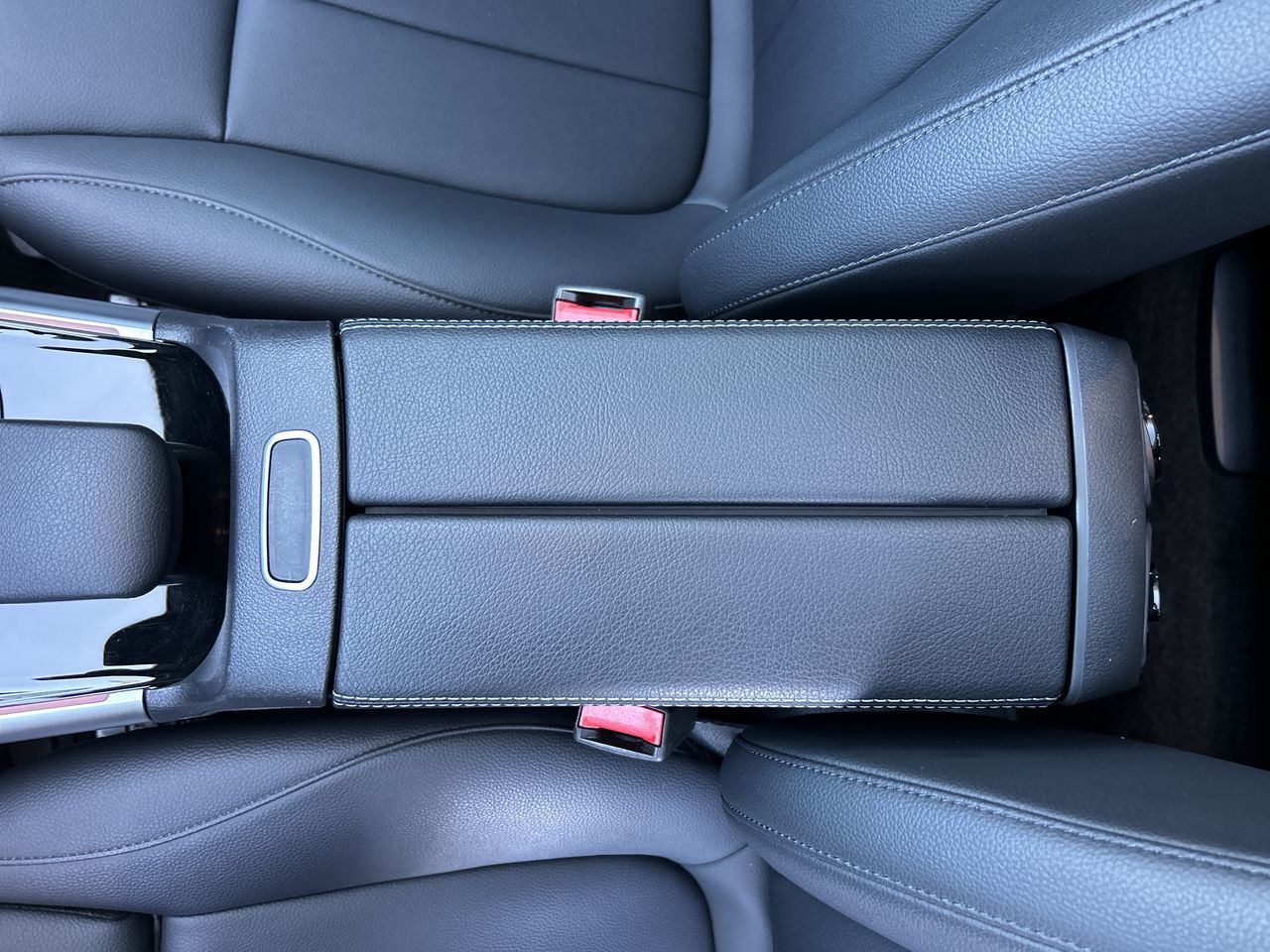 2023 Mercedes-Benz GLB250