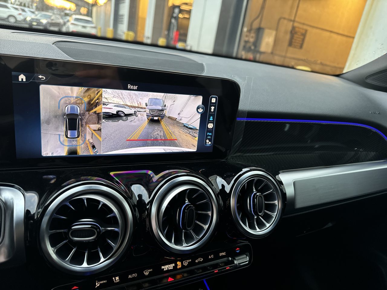 2025 Mercedes-Benz GLB250 in Vancouver, British Columbia