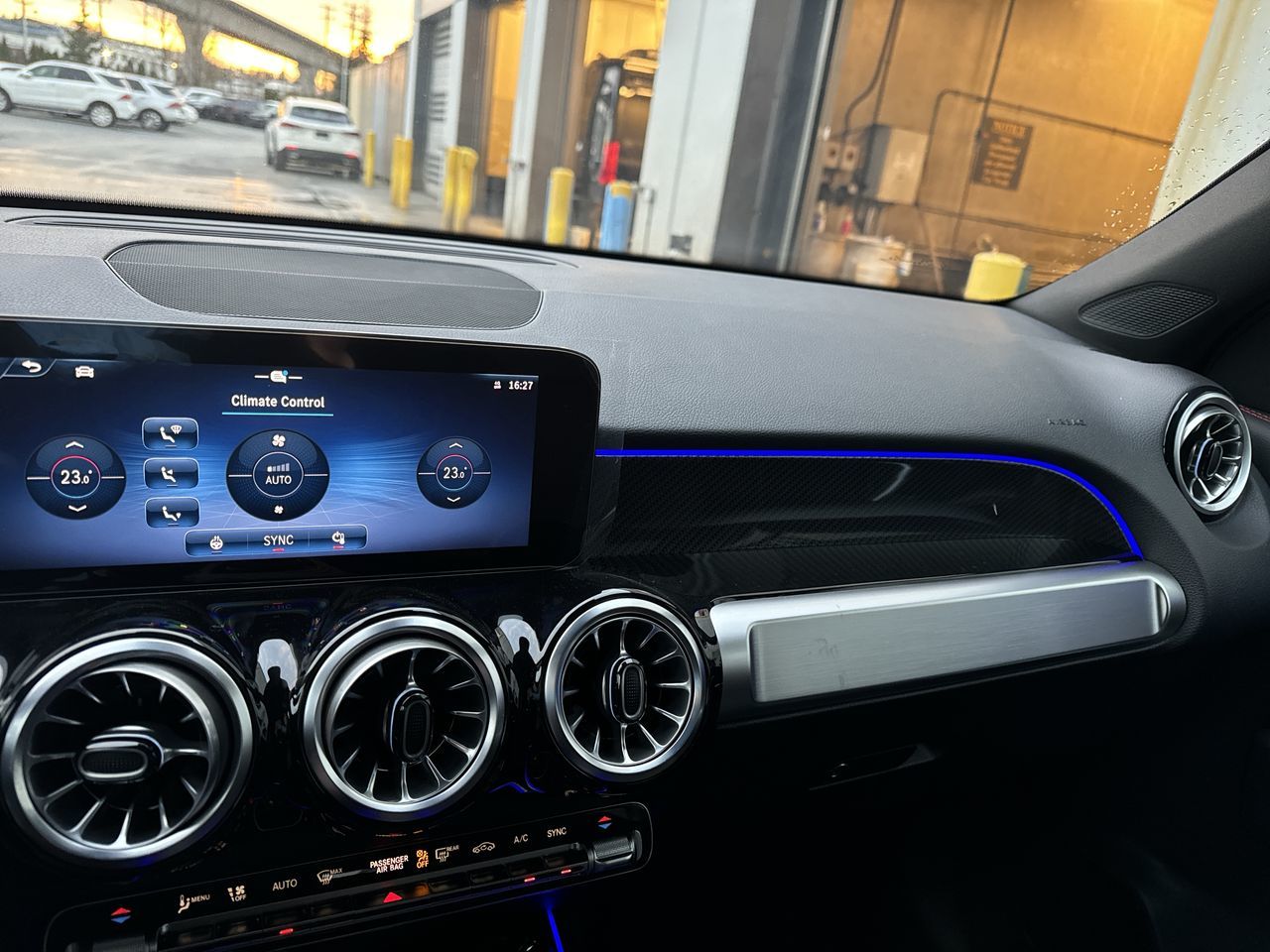 2025 Mercedes-Benz GLB250 in Vancouver, British Columbia