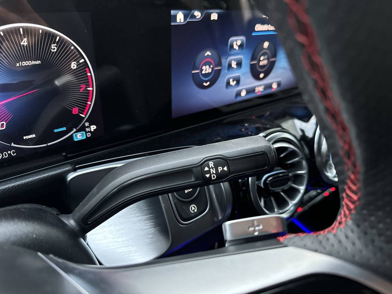2025 Mercedes-Benz GLB250 in Vancouver, British Columbia