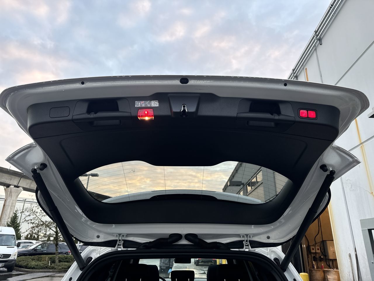 2025 Mercedes-Benz GLB250 in Vancouver, British Columbia