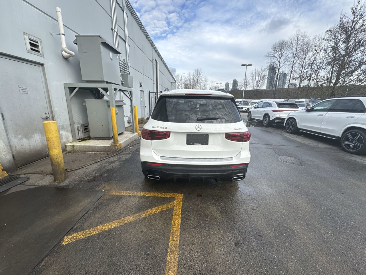 Mercedes-Benz GLB250  2025 à Vancouver, Colombie-Britannique