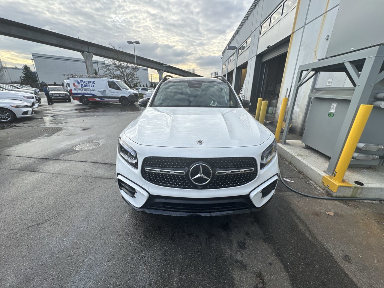 Mercedes-Benz GLB250  2025 à Vancouver, Colombie-Britannique