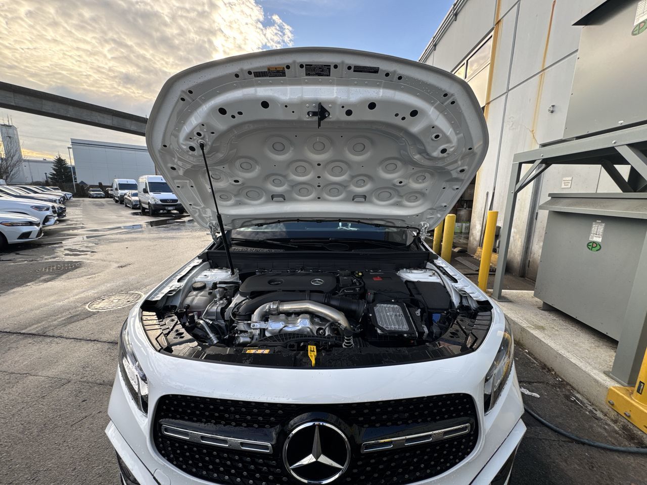 Mercedes-Benz GLB250  2025 à Vancouver, Colombie-Britannique