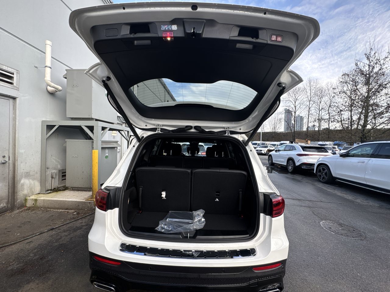 Mercedes-Benz GLB250  2025 à Vancouver, Colombie-Britannique