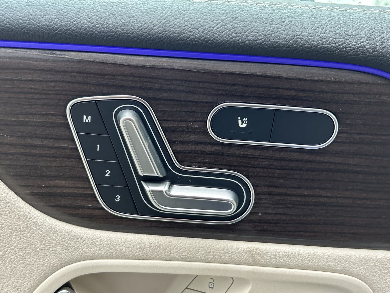 2025 Mercedes-Benz GLB250 in Vancouver, British Columbia
