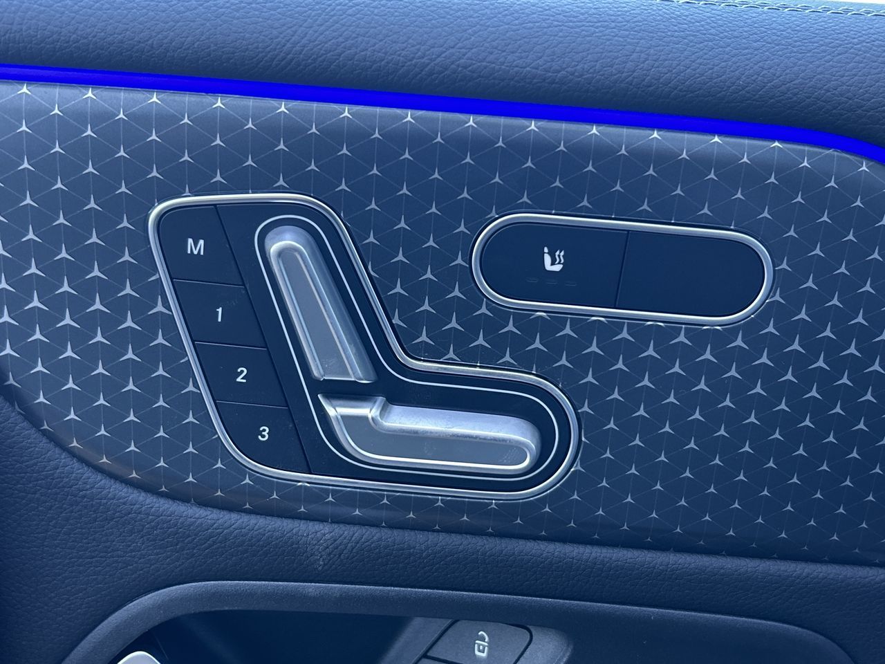 2025 Mercedes-Benz GLB250 in Vancouver, British Columbia
