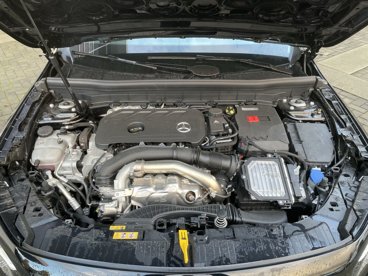 2025 Mercedes-Benz GLB250 in Vancouver, British Columbia