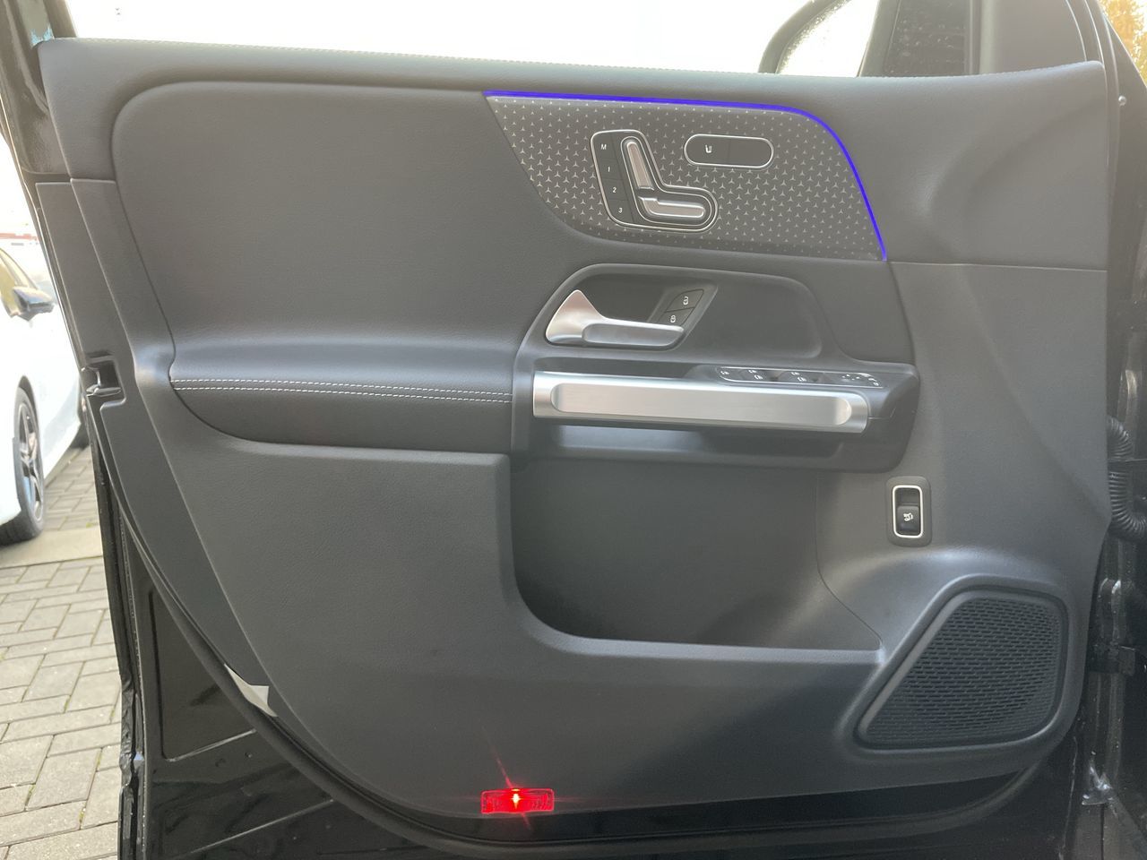 2025 Mercedes-Benz GLB250 in Vancouver, British Columbia