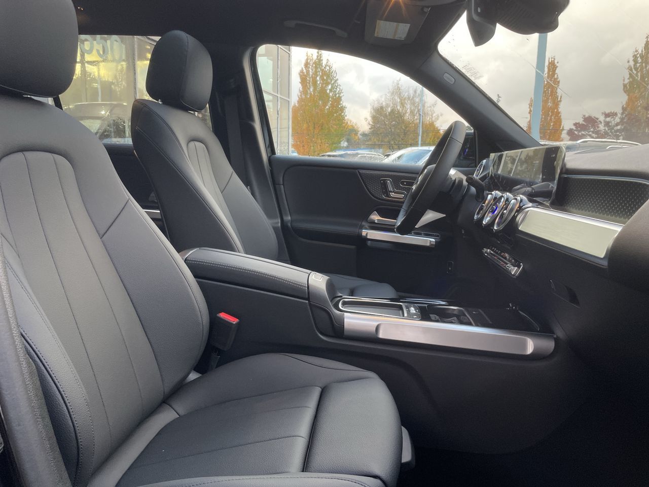 2025 Mercedes-Benz GLB250 in Vancouver, British Columbia
