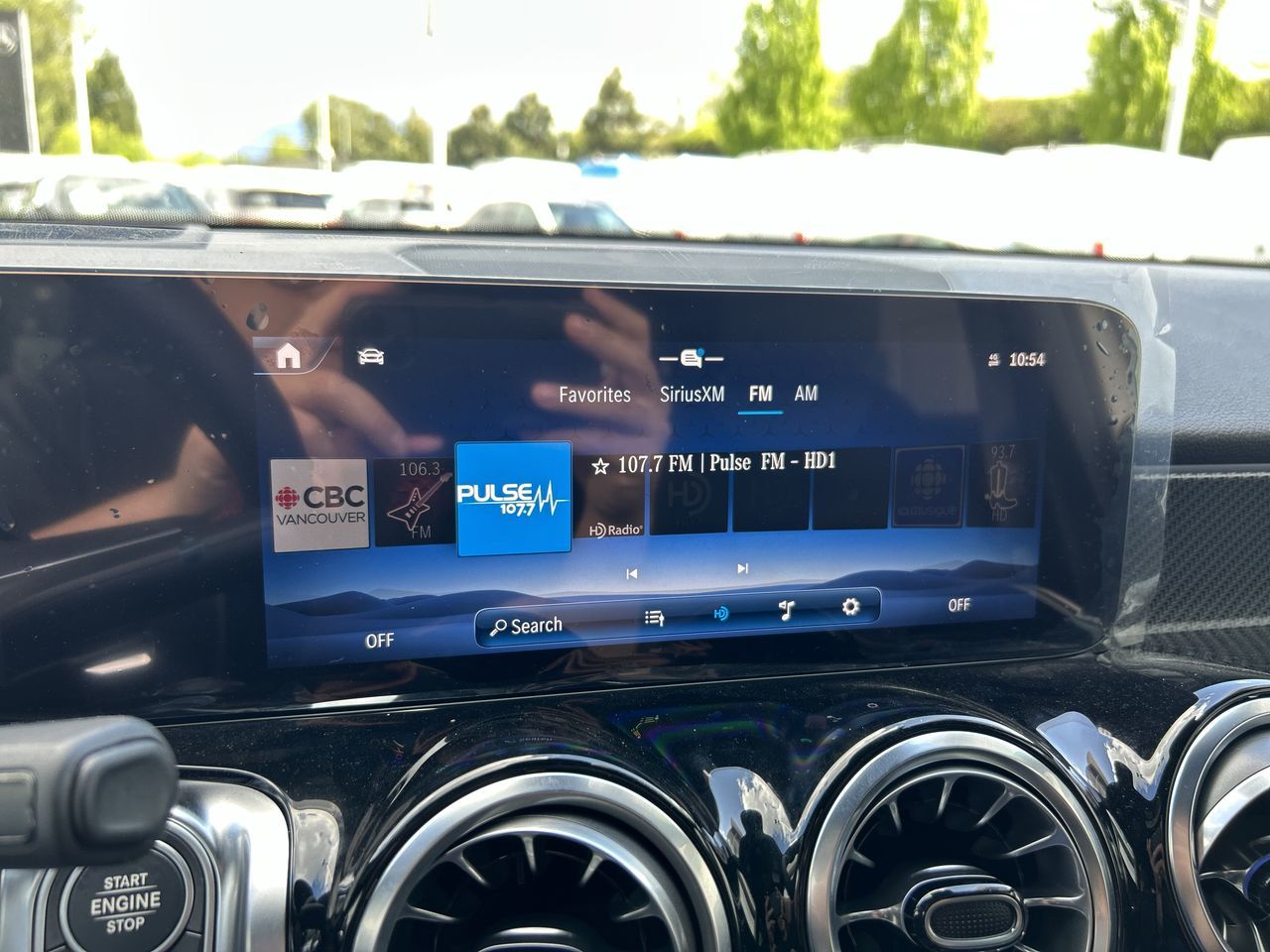 2025 Mercedes-Benz GLB250