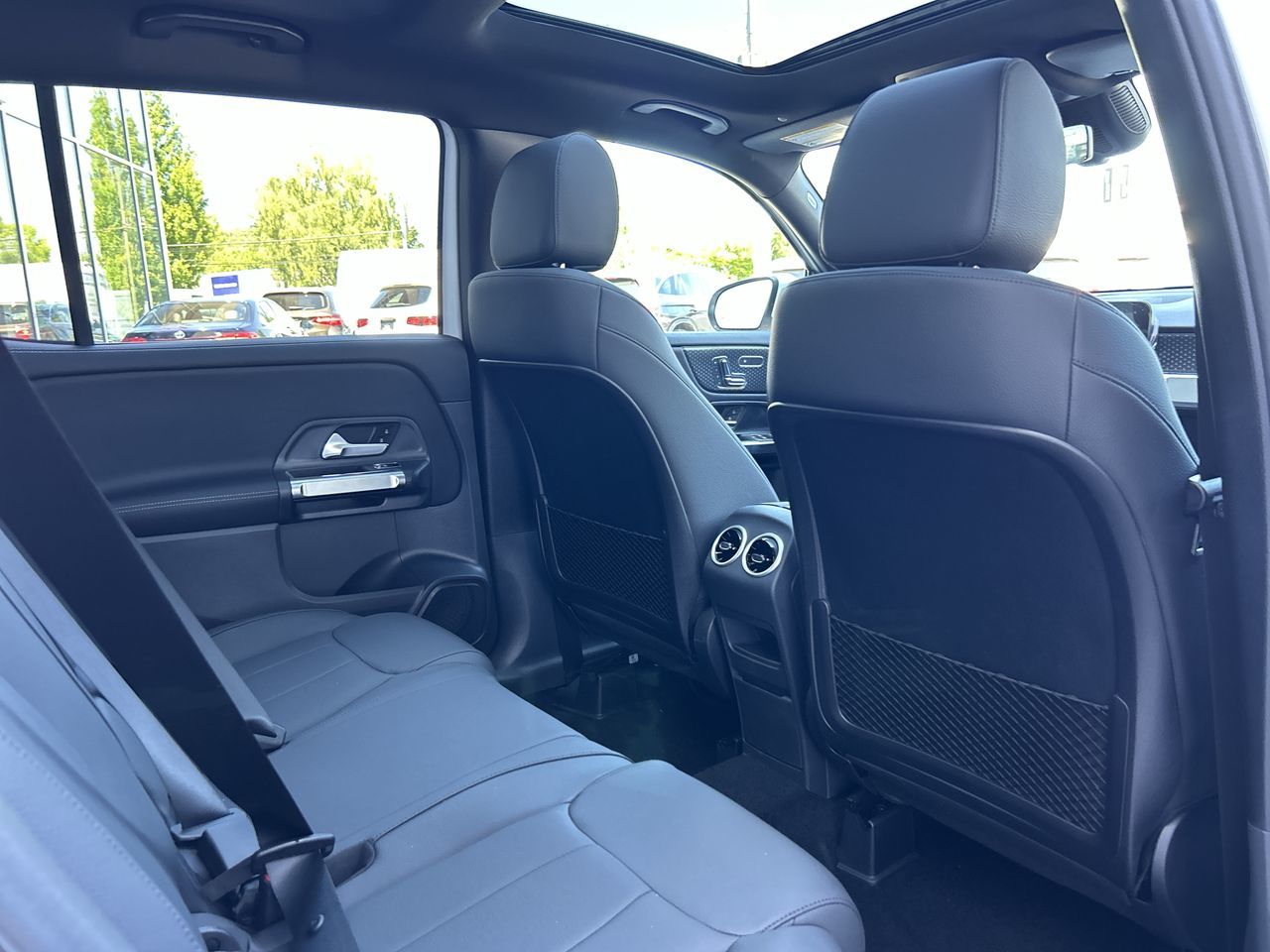 Mercedes-Benz GLB250  2025 à Vancouver, Colombie-Britannique